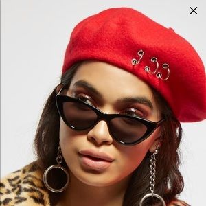 Forever 21 red beret